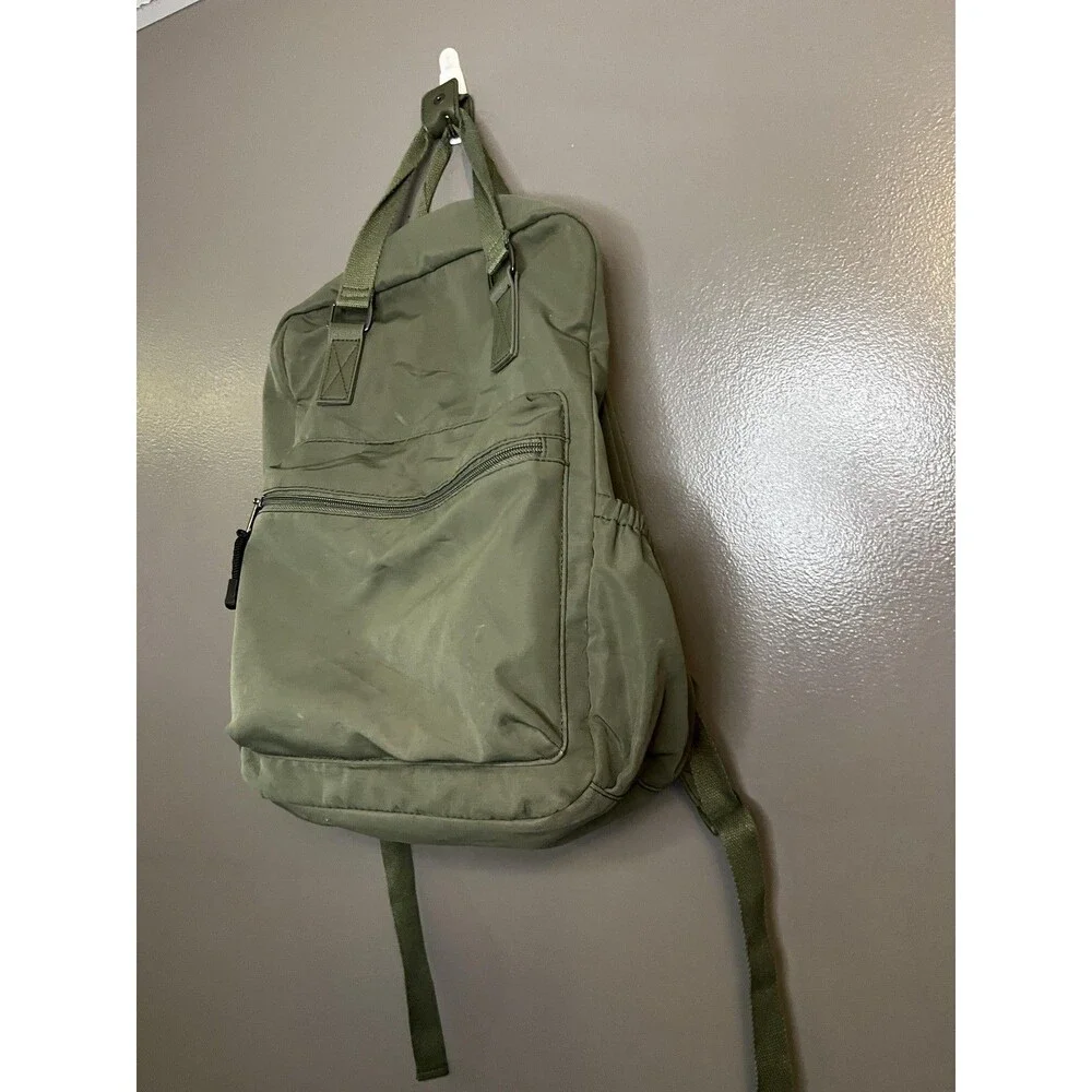 Wild Fable Backpack Large Padded Straps Front Pocket School Bag Casual Bookbag